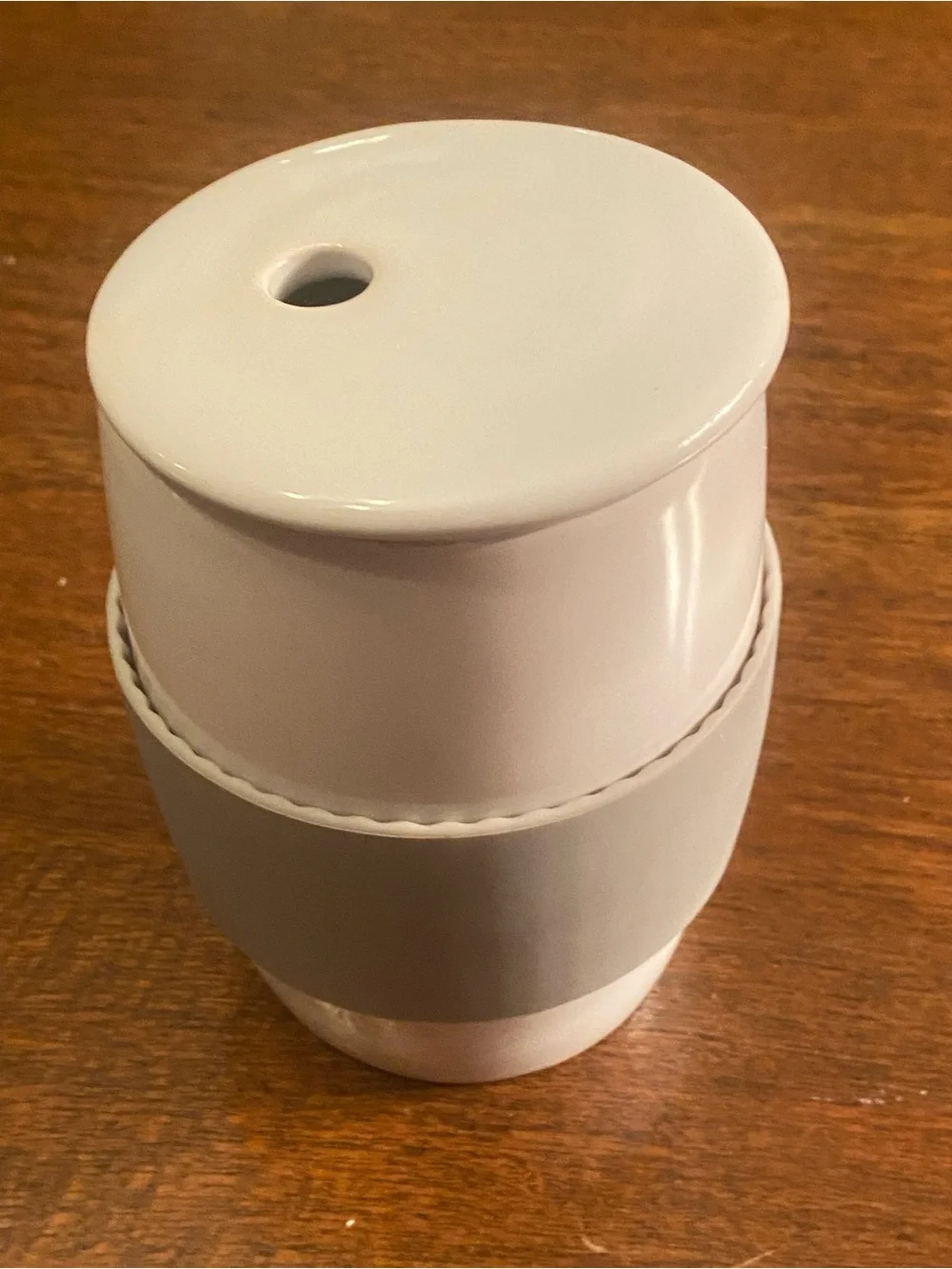 Pampered Chef Ceramic Egg Cooker #1529 Microwave White Gray Silicone Sleeve Lid